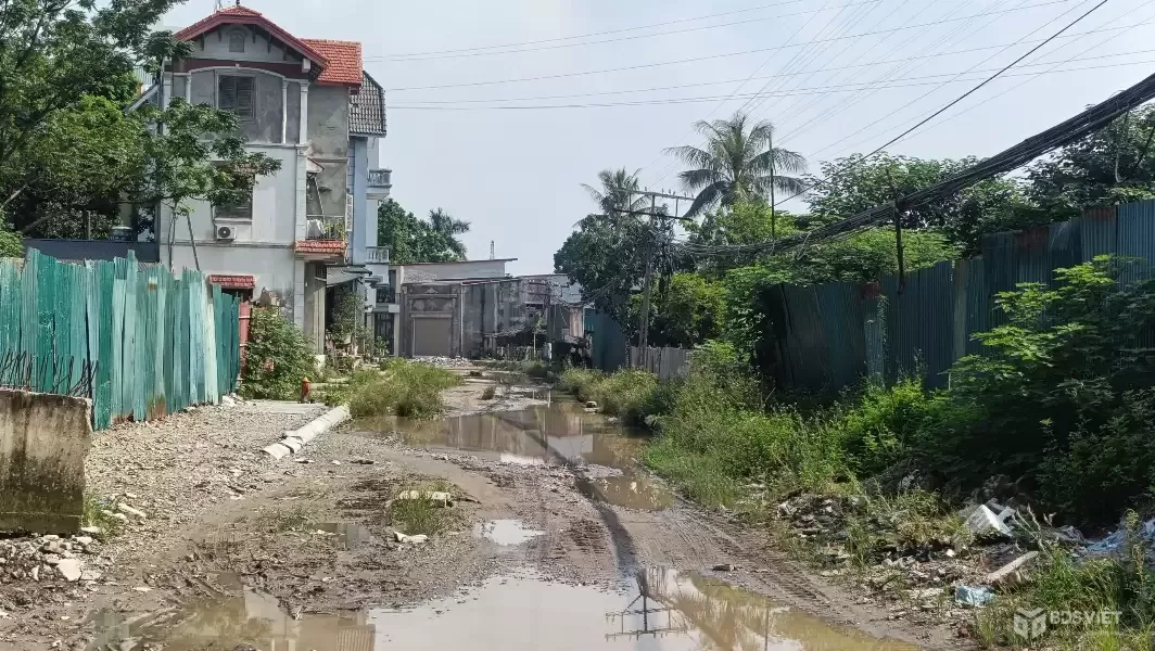 Bán 220m đất quận Long Biên đường 17m chỉ nhỉnh 3 tỷ