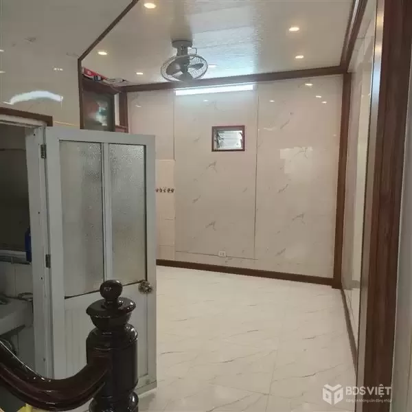 Nhà đẹp Tây Thăng Long – Liên Mạc, 5 tầng mới, 40m², ô tô đỗ cửa, giá 6,4 tỷ