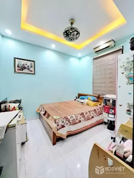 Bán gấp nhà Đội Cấn ngõ thông gần phố kinh doanh 39m² giá 10.5 tỷ