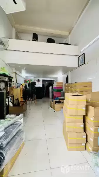 Quận 11 - Nhà Mặt tiền - Đang có dòng tiền - ̀5 tầng - ̉ PN - Giá 13.5 tỷ