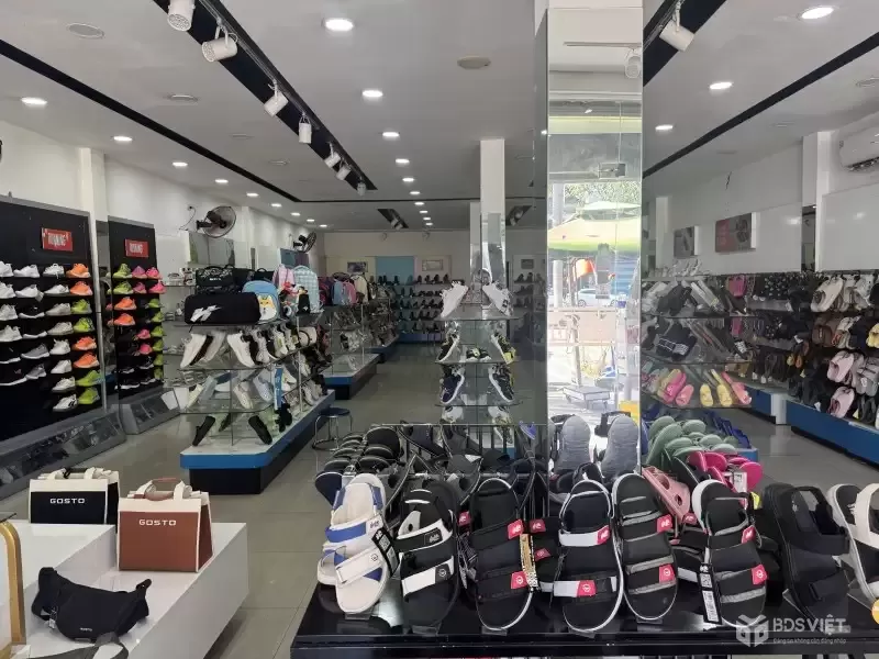 ♥ Mặt Tiền Nguyễn Hữu Thọ gần Sân Bay, 370m2, ngang 11m, 108tr/m2