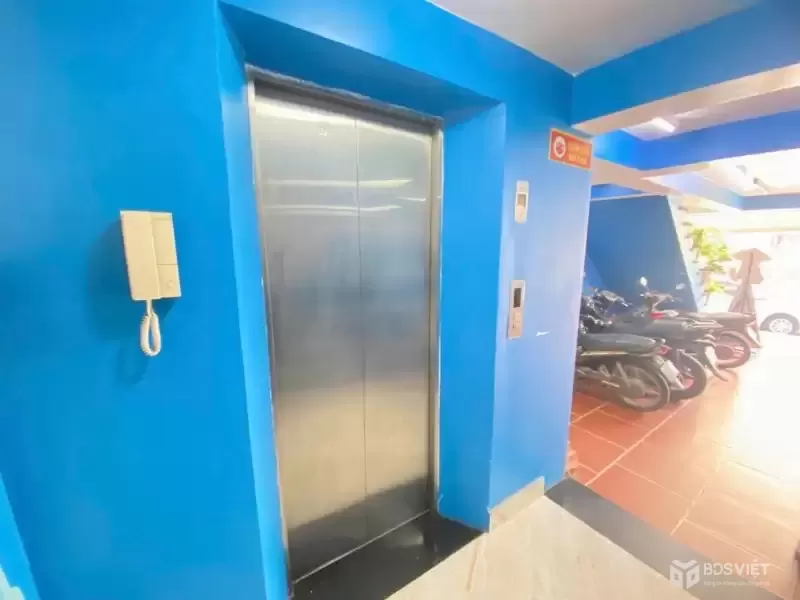 Bán toà chdv Cầu Giấy 80m2, 7 tầng, thang máy, ô tô tránh, doanh thu 1 tỷ/năm.