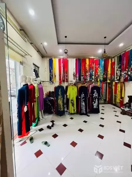 Bán nhà 7 tầng thang máy Trần Thái Tông, 60m2, ô tô tránh, thu 1 tỷ/năm