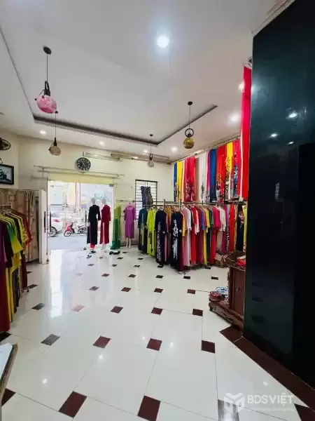 Bán nhà 7 tầng thang máy Trần Thái Tông, 60m2, ô tô tránh, thu 1 tỷ/năm