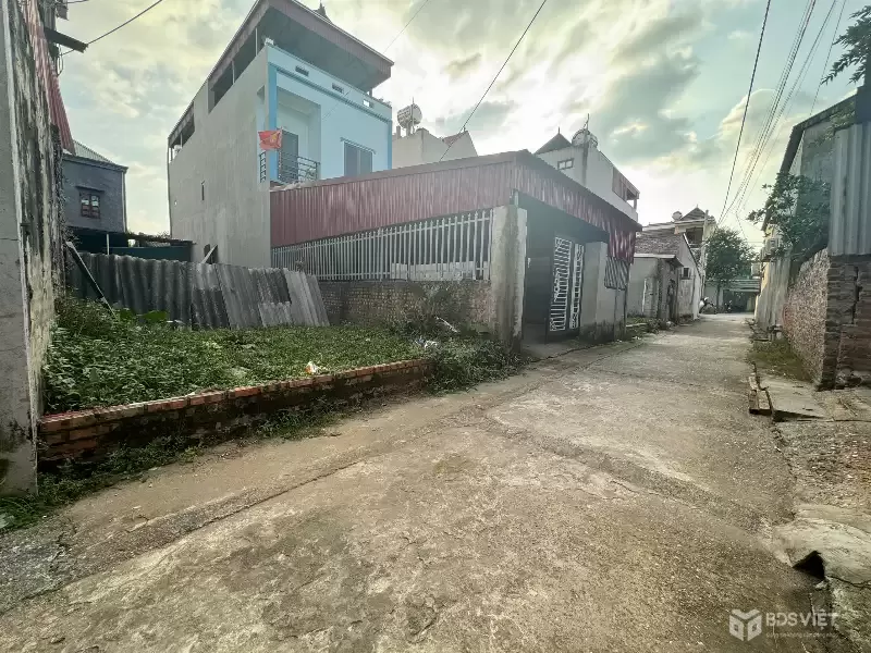 BÁN ĐẤT 94.8M² – ĐƯỜNG NHẠN, XUÂN NỘN – Ô TÔ VÀO NHÀ