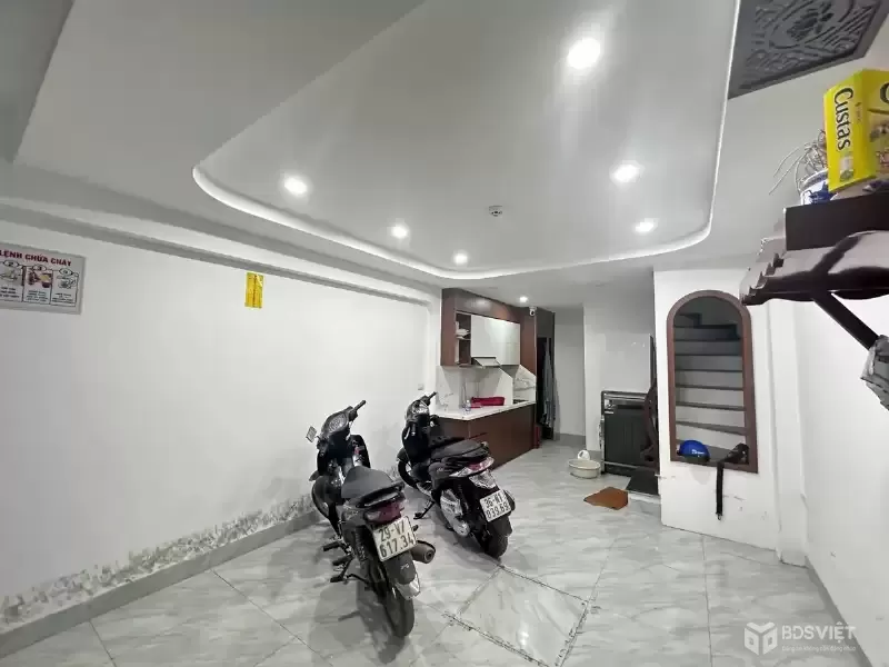 Bán Nhà Trường Chinh 30m2. 6 tầng. mặt tiền 3.8m. giá 9 Tỷ Đống Đa Hà Nội