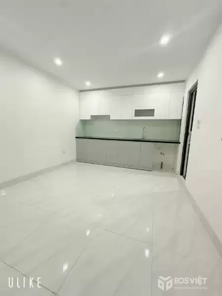 Bán Nhà Kim Giang 50m2. 7 tầng, mặt tiền 5m. 13.5 Tỷ Hoàng Mai Hà Nội