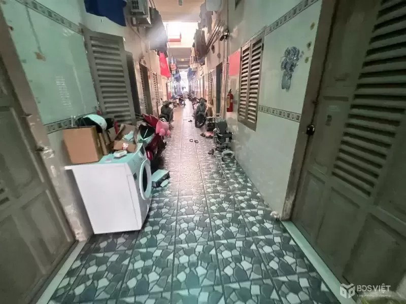 MẶT TIỀN KINH DOANH TRUNG TÂM DĨ AN – DÃY TRỌ 2 TẦNG NGANG 10M – THU 70TR/THÁNG – 416M² FULL THỔ CƯ