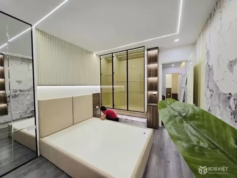 CẦU GIẤY 43M-11,5 TỶ NHÀ ĐẸP GẦN PHỐ,LÔ GÓC,DÂN XÂY,NGÕ BA GÁC,NỞ HẬU