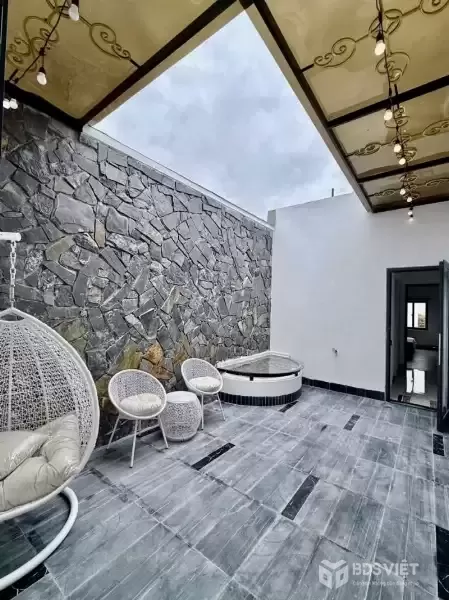 ♥  MT Huỳnh Ngọc Huệ, đường 10.5m, 102m2, ngang 6.5m, 2 căn nhà 3 tầng hiện đại, 7.25 tỷ 1 căn