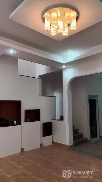 Cho thuê nhà nguyên căn 3 tầng 4 phòng ngủ gần chợ Ngô Quyền Phường 6 Đà Lạt giá 15tr