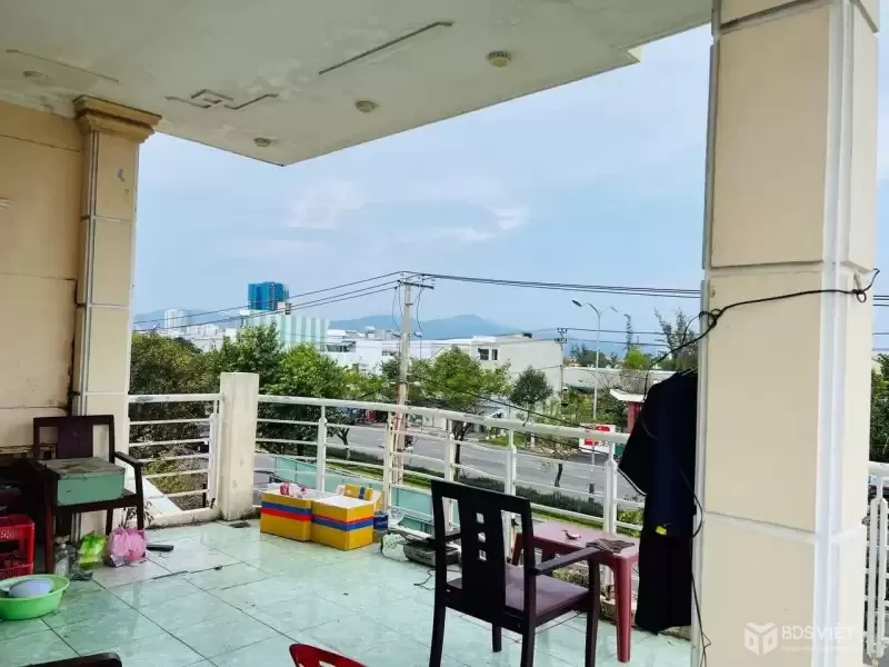 ♥ MT Lê Văn Hiến, 2 mặt Thoáng, 310m2, ngang 6.2m, 3 tầng, ~55tr/m2
