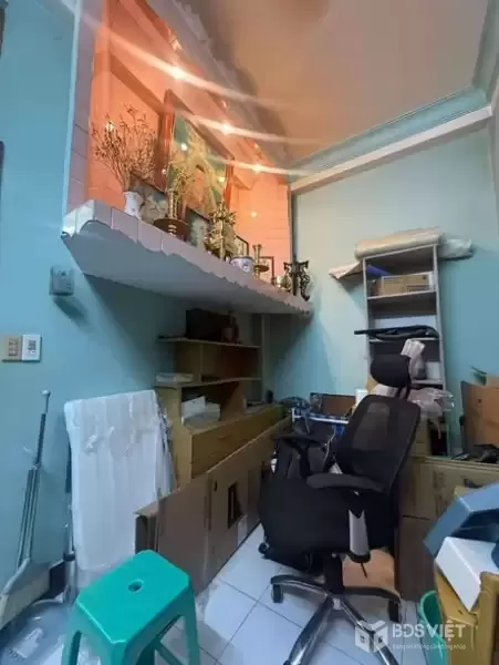 Nhà MT Đường Hùng Vương Phường 9 Quận 5 Cũ.