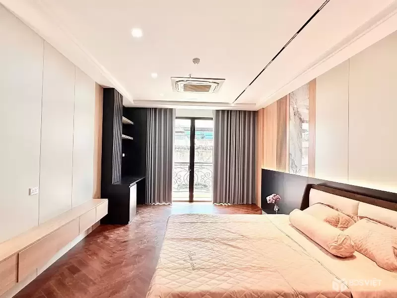 BÁN NHÀ DÂN XÂY - CẦU GIẤY - NHÀ HIẾM SIÊU ĐẸP  - VÀI BƯỚC RA ĐƯỜNG LỚN - THANG MÁY NHẬP KHẨU - Ô TÔ 7 CHỖ ĐỖ CỬA