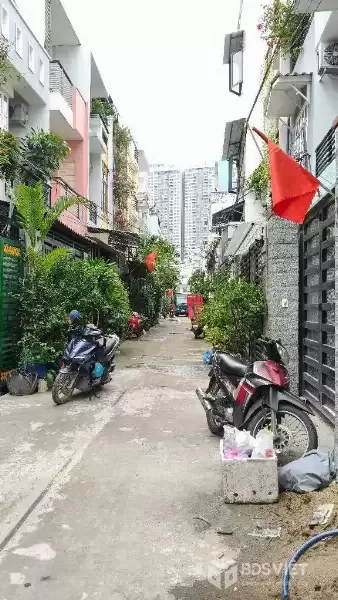 Nhà đẹp 115m² Huỳnh Tấn Phát, Phú Thuận, Quận 7 – 4 tầng , giá tốt chỉ hơn 8 tỷ