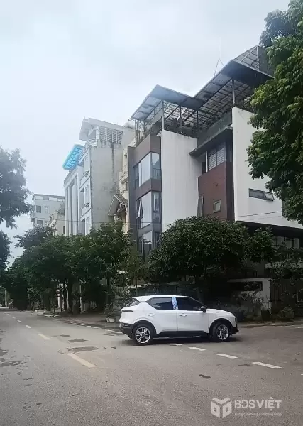 Hiếm - Đất ĐG Đức Diễn 144m2 - MT8m, Vỉa hè Container tránh, giá 39.8 tỷ