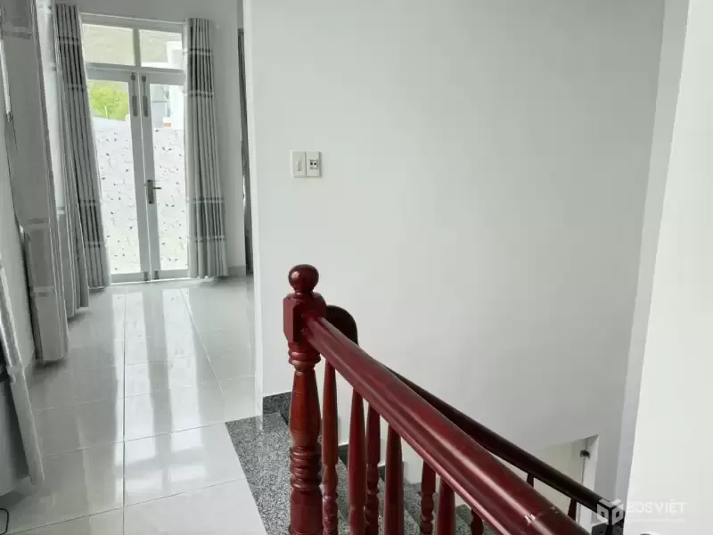 Nhà 2 tầng 2 mặt tiền đường Ngô Văn Sở – gần biển Phạm Văn Đồng , ngang 5m