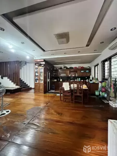 BIỆT THỰ SÂN VƯỜN SIÊU ĐẸP – XUÂN ĐỈNH, BẮC TỪ LIÊM ????
 245m² – 4 tầng – MT 15m – Giá 51 tỷ (thương lượng)