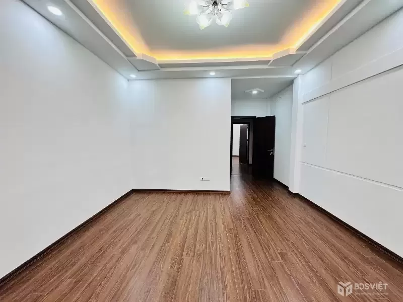 BÁN NHÀ SIÊU ĐẸP –  CẦU GIẤY – Ô TÔ VÀO TẬN NHÀ – VỊ TRÍ ĐẮC ĐỊA – GẦN MẶT ĐƯỜNG LỚN – NHÀ DÂN XÂY CỰC KÌ KIÊN CỐ