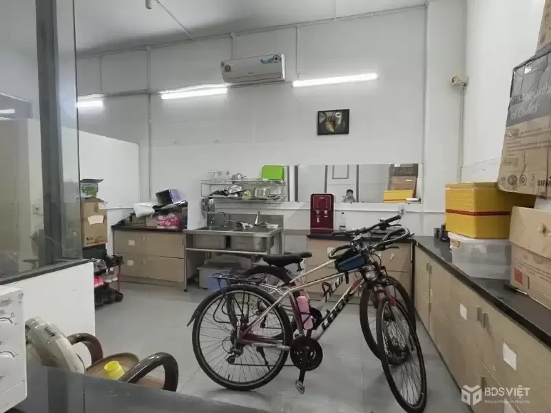 2710 Chính chủ cần bán toàn căn hộ 3 tầng Đường Lê Duẫn - Cách sông Hàn 200m - Giá đầu tư