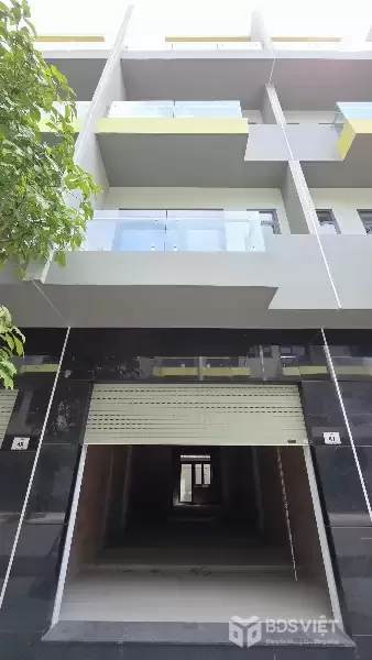 Nhà mặt phố Thống Nhất, quốc lộ 1k - Vị trí vàng, kinh doanh đỉnh, diện tích sử dụng từ 220m2, 4 tầng, 5PN, 6WC, giá hời chỉ 7x tỷ