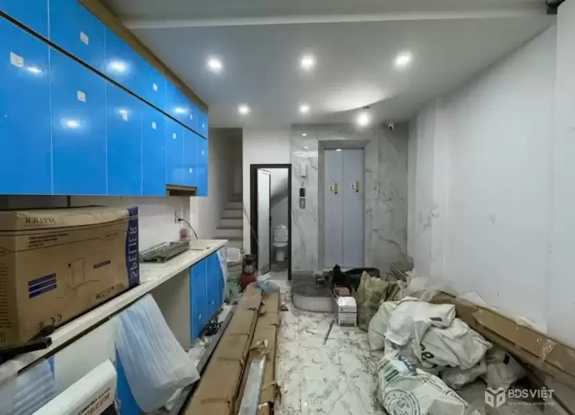 NHÀ MỚI VÕ CHÍ CÔNG, 6T THANG MÁY, Ô TÔ ĐỖ CỔNG, NỘI THẤT XỊN XÒ – 43M2, 9.9 TỶ