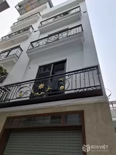 NHÀ ĐẸP THỤY PHƯƠNG - DT33M2 - 5 TẦNG - GIÁ 6 TỶ - NGÕ GẦN Ô TÔ THÔNG THOÁNG