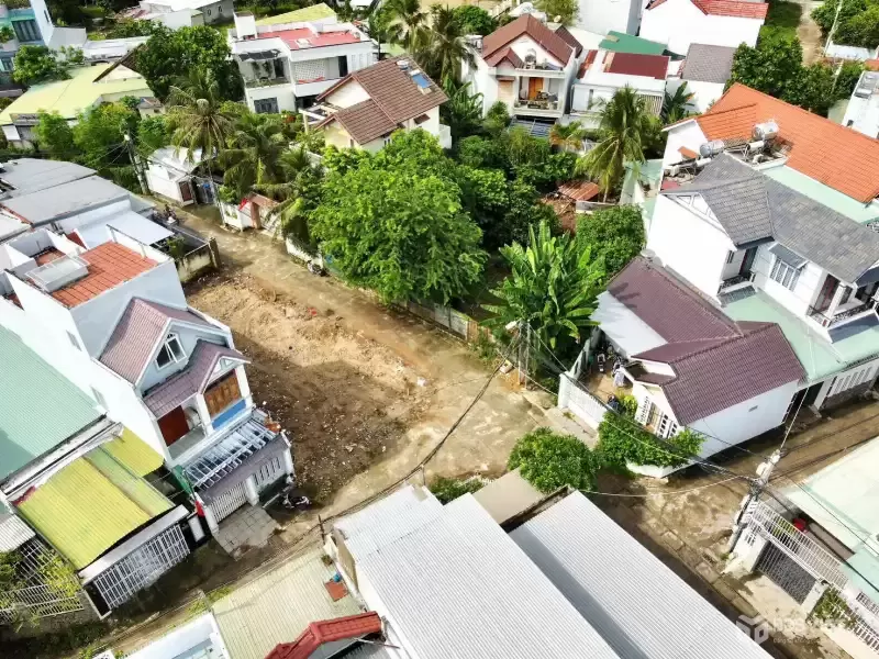 - Hàng hiếm 3 lô đất mặt đường Nhà Nghĩa Vĩnh Thạnh
- Diện tích:  64.9-66.9-81.2m2 full thổ cư
Đường rộng 5m và 7m thông 2 đầu
Tiện ích gần chợ Ga đường 23/10 và đường Phú Trung
Cách 23/10 vào chỉ 200m thôi ạ
Giá bán chỉ từ 1ty750tr
LH 08787800