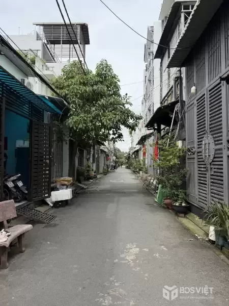 Nhỉnh 4 Tỷ Nhà Mới Đẹp 2Tầng(3.5m x 12m) –Hẻm 6m Thông – Trung Tâm BTĐ