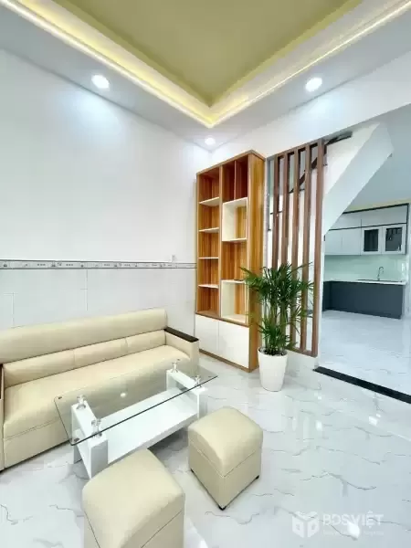 Nhỉnh 4 Tỷ Nhà Mới Đẹp 2Tầng(3.5m x 12m) –Hẻm 6m Thông – Trung Tâm BTĐ