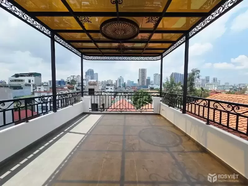 SIÊU PHẨM HOÀNG QUỐC VIỆT – KINH DOANH ĐỈNH – THANG MÁY – Ô TÔ TRÁNH – VÀI BƯỚC RA GẦN PHỐ LỚN – 2 MẶT THOÁNG VĨNH VIỄN