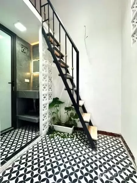 TẬP THỂ TẦNG 1 ĐỘI CẤN DT 50M 4 NGỦ GIÁ 3,7 TỶ-CÁCH 1 NHÀ RA MẶT PHỐ