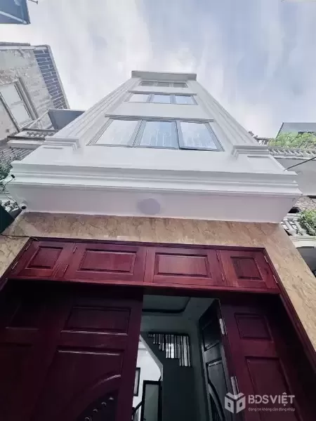 BÁN NHÀ MỚI TỨ LIÊN – DÂN XÂY – NGÕ THÔNG – CÁCH Ô TÔ TRÁNH 50M – 10,45 TỶ