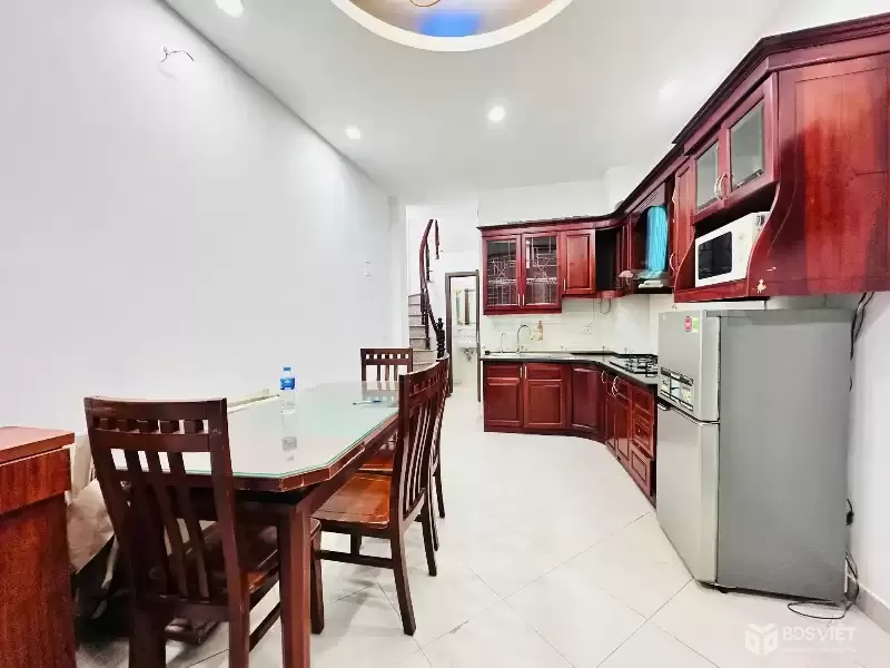 Bán Nhà Hào Nam 20/25m2.  5 tầng. mặt tiền 3.6m. giá chỉ  6.5 Tỷ Đống Đa Hà Nội