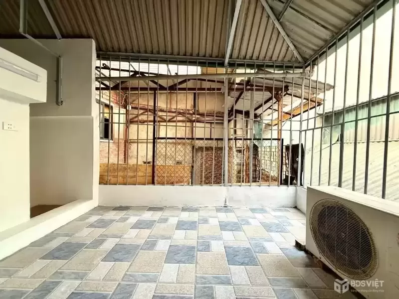 Bán Nhà Văn Chương 38m2.  4 tầng. mặt tiền 3m. giá 7.95 Tỷ Đống Đa Hà Nội