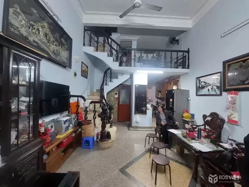 Bán Nhà Đông Tác 65m2. 5 tầng. mặt tiền 6.9m. giá 25.8 tỷ Đống Đa Hà Nội