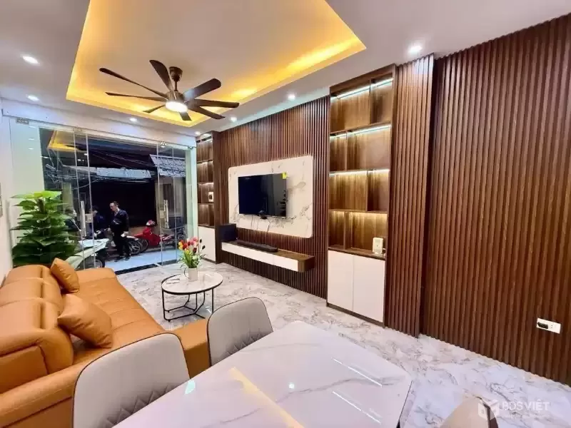 Bán Nhà Trần Khát Chân 31/36m2. 5 tầng. mặt tiền 3.5m giá 8.9 Tỷ Hai Bà Trưng Hà Nội