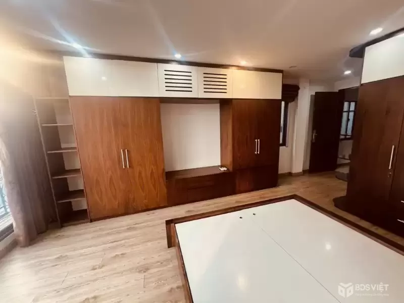 Nghi Tàm Lô Góc - 7 tầng Thang Máy - Kinh Doanh - Ôtô tránh - nhỉnh 19 tỷ.