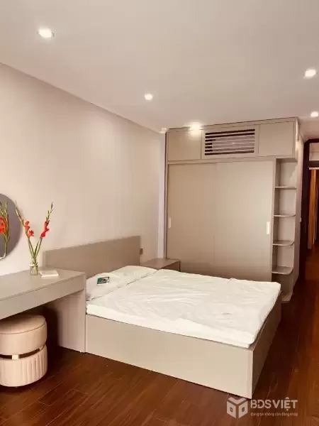 HOME STAY NGHI TÀM 70M x5 TẦNG 17,8 TỶ,CÁCH PHỐ 50M,THANG MÁY,NỘI THẤT ĐẸP,VIEW THOÁNG