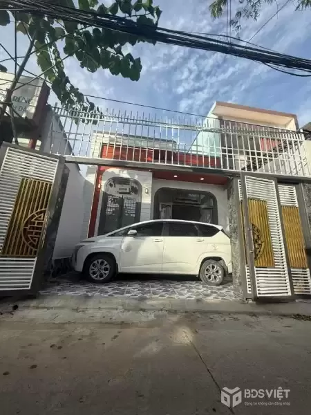 Nhà mặt tiền hiếm khu Tây Nha Trang – Có sân ô tô, gần Ga & chợ Phương Sài!