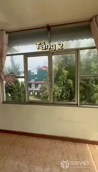 Cho thuê nhà nguyên căn 2 mặt tiền Phù Đổng Thiên Vương phường 8 Đà Lat giá 35 triệu