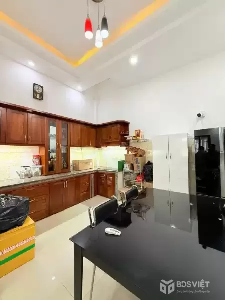 Mặt tiền kinh doanh Huỳnh Thị Đồng – vị trí đẹp – nhà 3 tầng mới – 62m² – giá 9.8 tỷ