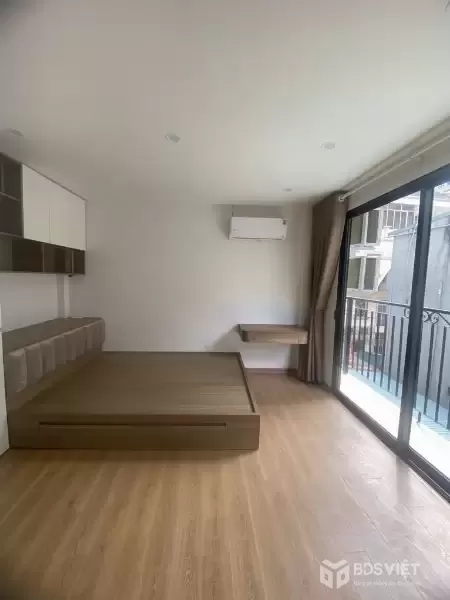 VÕNG THỊ 25M x5 TẦNG 7,95 TỶ 10M Ô TÔ TRÁNH,LÔ GÓC,XÂY MỚI FULL NỘI THẤT,GẦN HỒ