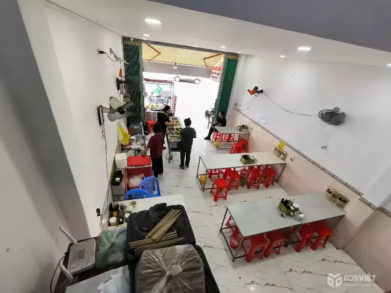 Bán nhà 3 tầng mặt tiền Hoàng Diệu, vị trí sầm uất , gần biển – có HĐ thuê 20tr/tháng