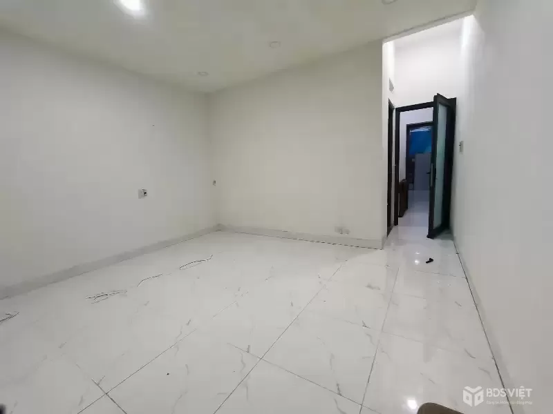 Bán nhà 3 tầng mặt tiền Hoàng Diệu, vị trí sầm uất , gần biển – có HĐ thuê 20tr/tháng