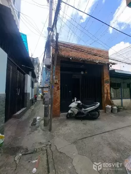 Góc 2Mặt Hẻm Giáp Q6–48m²–Nhà C4 Thu Nhập 90Triệu/Năm– Giá Chỉ 3.179 T