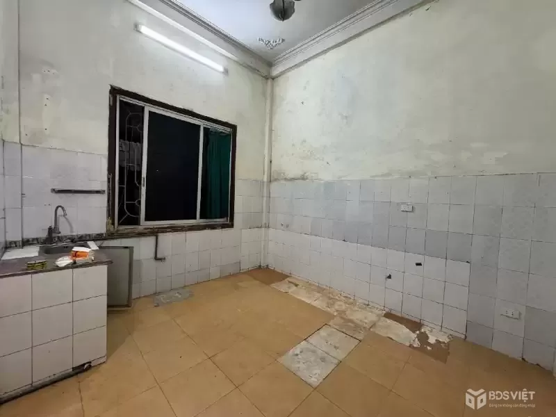 Bán nhà cũ Khương Trung 48m2 lô góc nhiều thoáng nhà dân, ngõ ô tô thông vành đai 2.5