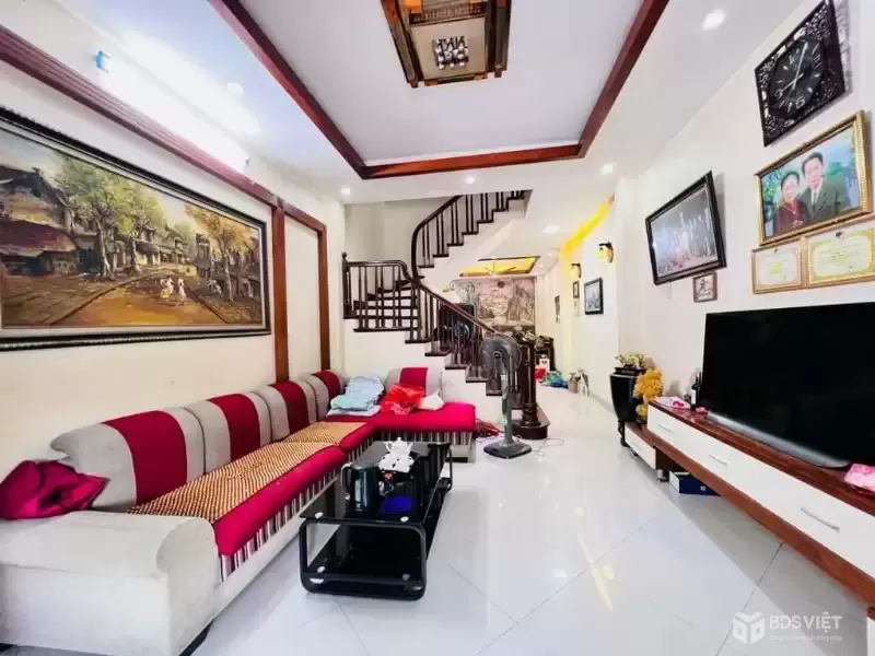 BÁC NÀO ĐANG CẦN NHÀ MỚI Ở NGAY - DT42M2 - 5 TẦNG - GIÁ 7,4 TỶ - THỤY PHƯƠNG - BẮC TỪ LIÊM  - Ô TÔ TRÁNH