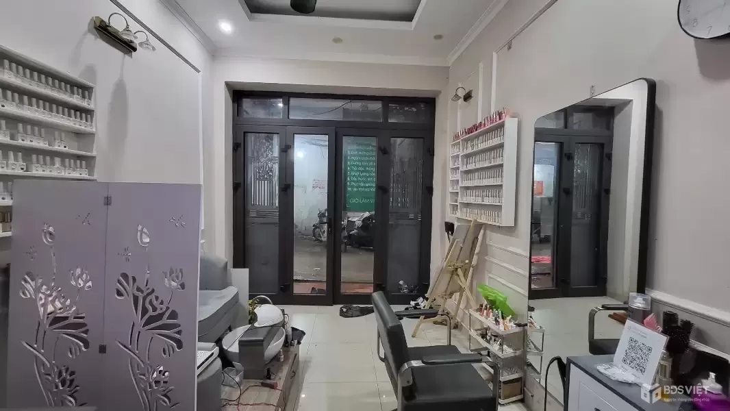 Bán Nhà Đê Trần Khát Chân 27m2. 4 tầng. mặt tiền 3.25m. giá 13.6 Tỷ Hai Bà Trưng Hà Nội