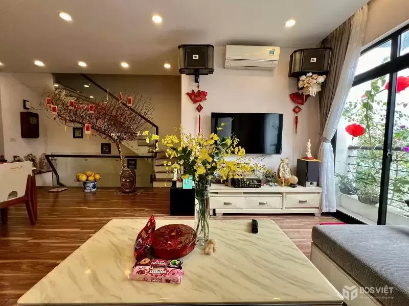 Ngọc Thụy Nơi Sự Tĩnh Lặng Hóa Thành Đẳng Cấp Nhà Lô Góc 60m², 5 Tầng, Mặt Tiền 6m Sang Trọng